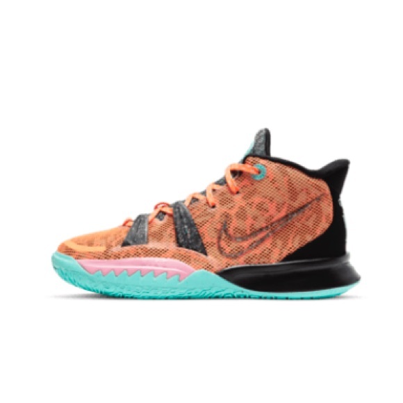 NIKE - Kyrie 7 - Picture 1 of 12
